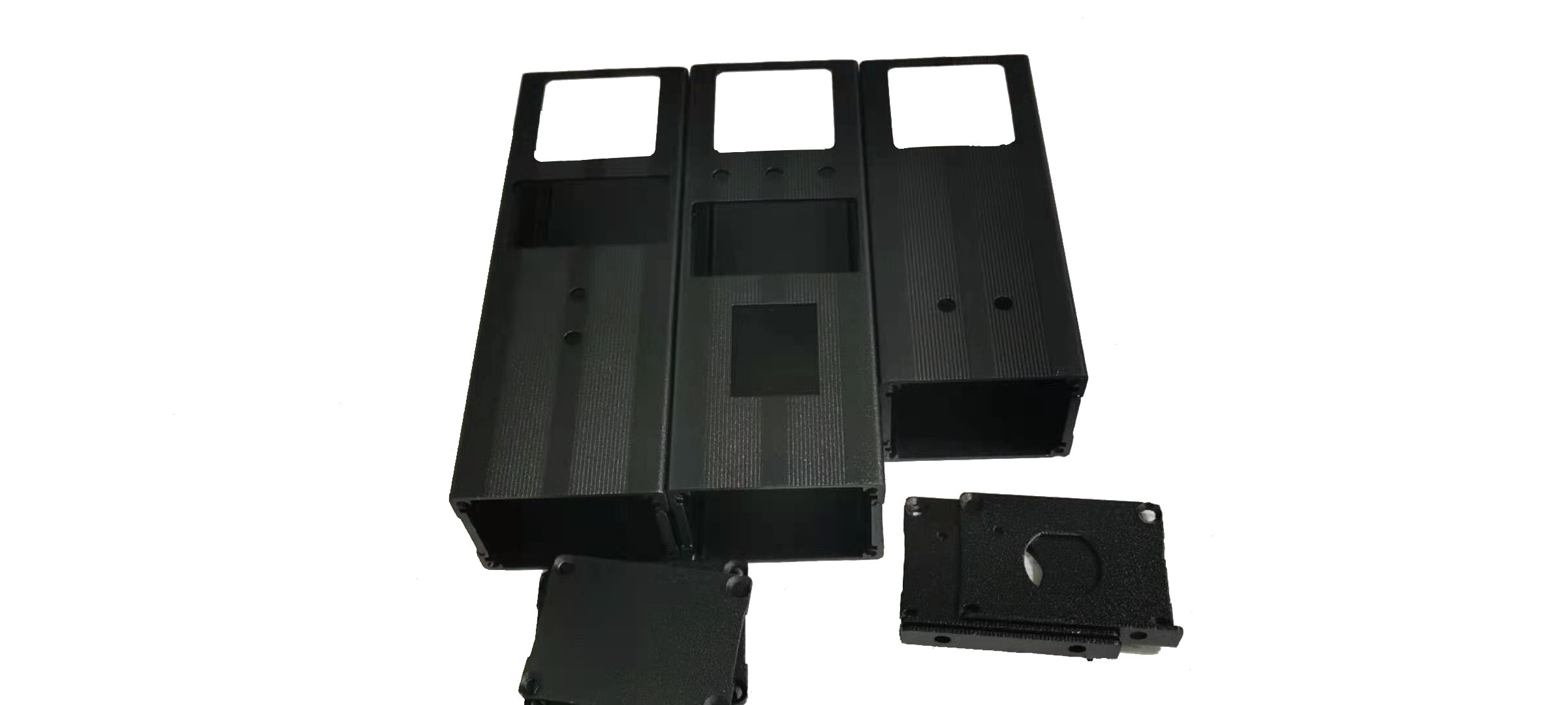 鋁機箱加工時去毛刺是否必要呢？